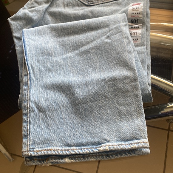 **LEVI’S** Levis 501 Jeans Mens 36x29 Light Wash Straight Leg Button Fly Stretch - Picture 10 of 15